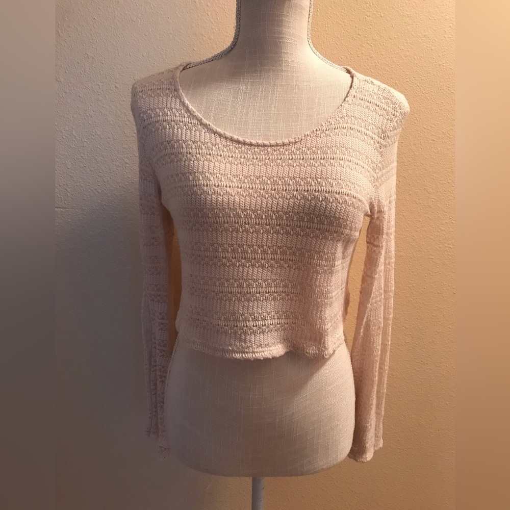 Long sleeve bell sleeves open neck crop top crochet knit